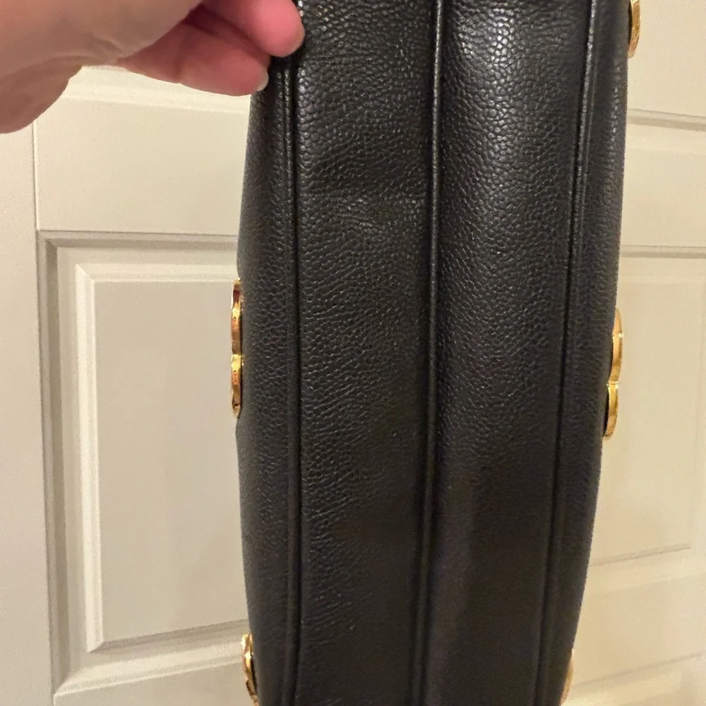 CHANEL Black Shoulder/Tote Bag in Caviar with Gold CC Accents-Beautiful! - Picture 7 of 15